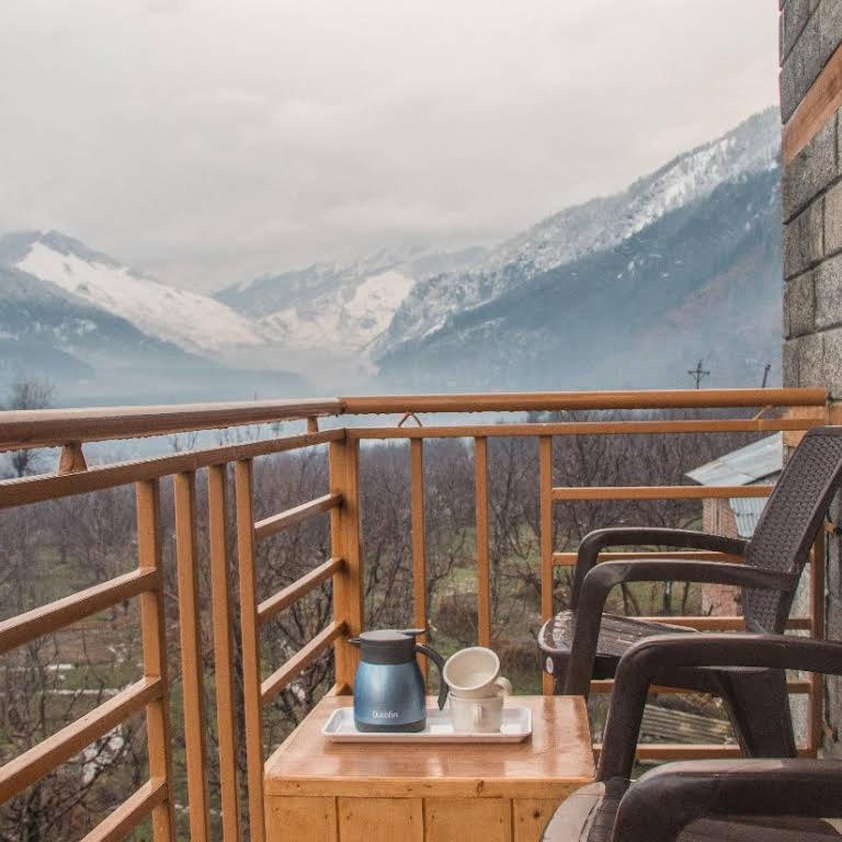 Himalayan Woods Cottage Manāli Екстериор снимка